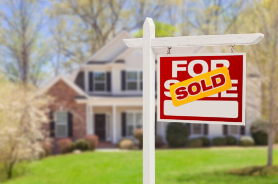 Buying a home in Florida: to live in or to invest