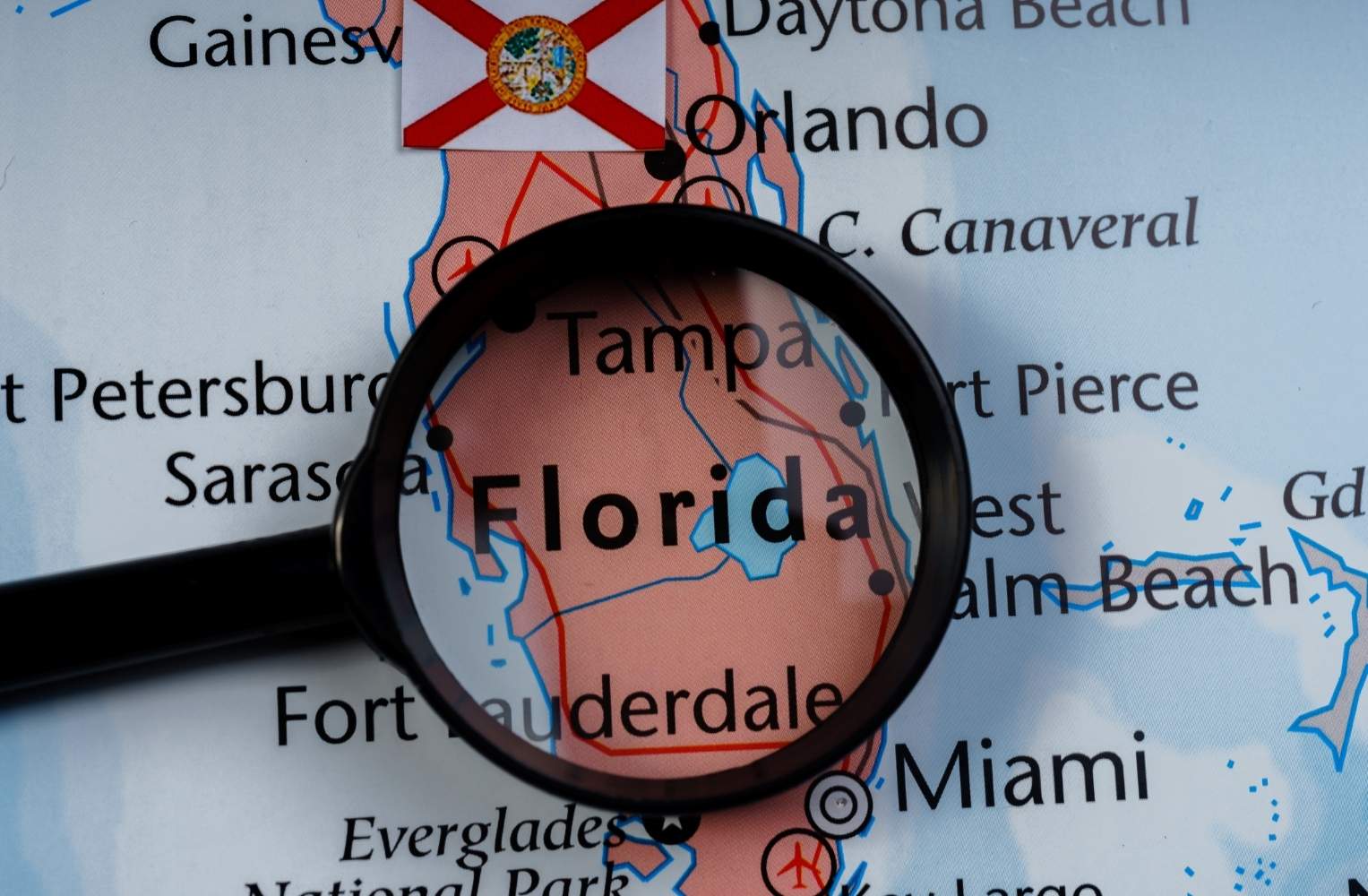 Mercado inmobiliario en Florida Central en auge, con muchas oportunidades para compradores y vendedores.