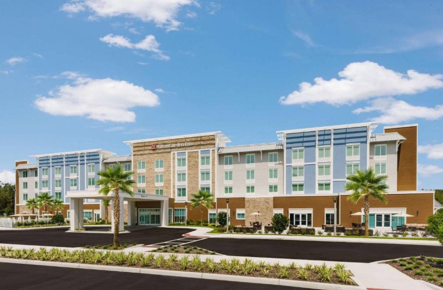 Desarrollo inmobiliario comercial y hotelero en zonas residenciales de Orlando desde $250k.