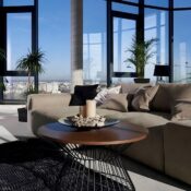 Interior de un apartamento de lujo para alquiler amueblado en Orlando, orientado a viajes corporativos y enfermeras itinerantes (travel nurses).